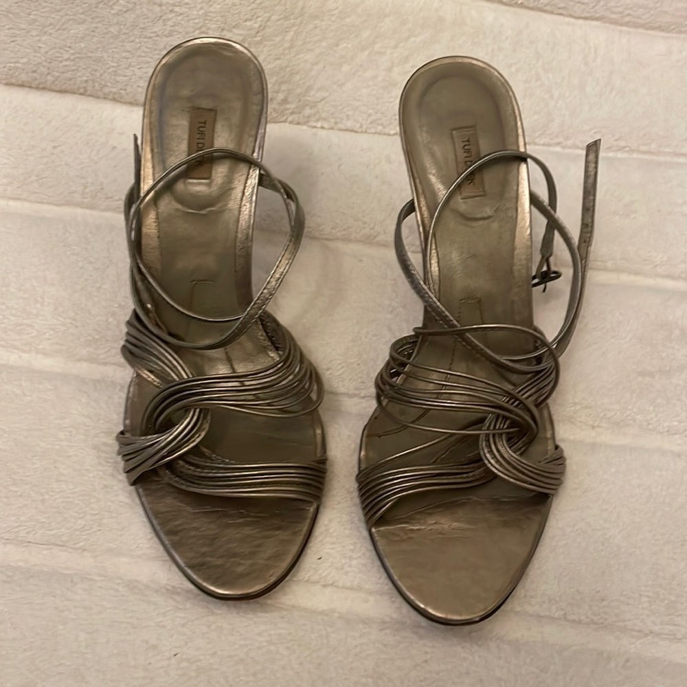 Previously worn Tufi Duek old platinum crisscross ankle strap sandal Sz 9.5 (39)